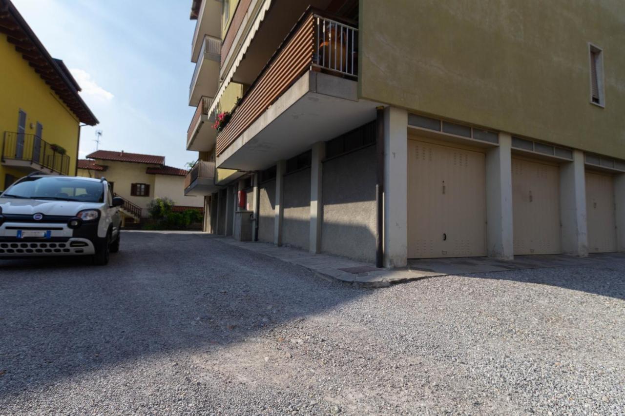 Mamma Ciccia Holiday Home - Casa Imperia مانديلو ديل لاريو المظهر الخارجي الصورة