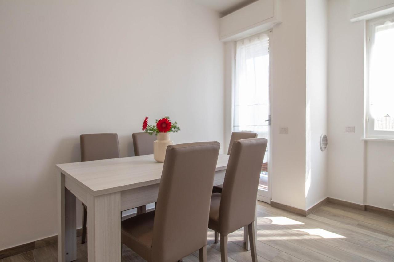 Mamma Ciccia Holiday Home - Casa Imperia مانديلو ديل لاريو المظهر الخارجي الصورة