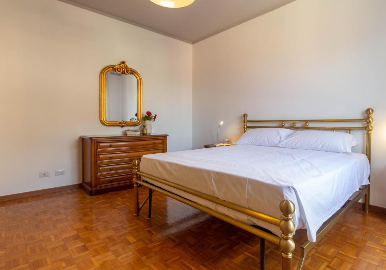Mamma Ciccia Holiday Home - Casa Imperia مانديلو ديل لاريو المظهر الخارجي الصورة