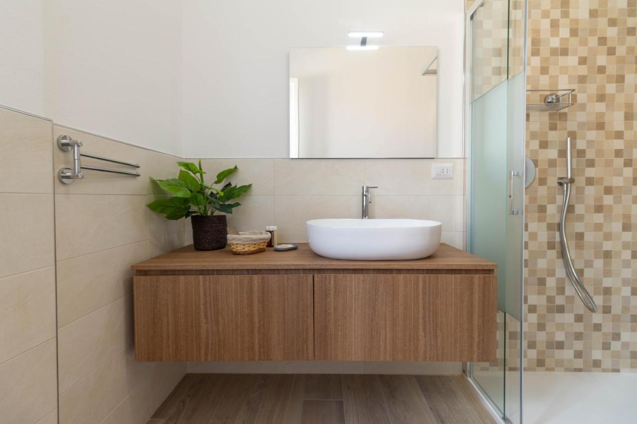 Mamma Ciccia Holiday Home - Casa Imperia مانديلو ديل لاريو المظهر الخارجي الصورة