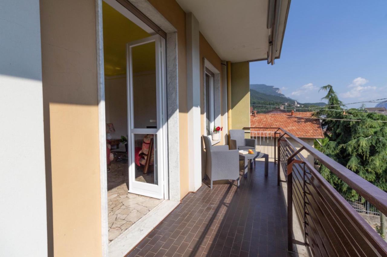 Mamma Ciccia Holiday Home - Casa Imperia مانديلو ديل لاريو المظهر الخارجي الصورة